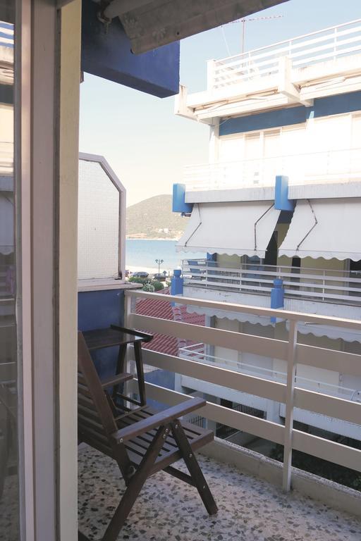 Holiday Apartment Sombrero Néa Péramos 外观 照片