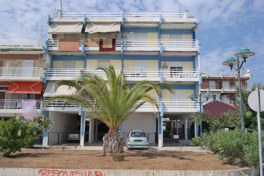 Holiday Apartment Sombrero Néa Péramos 外观 照片